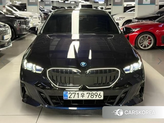 BMW 5 Series (G60) 2026 Черный из Кореи