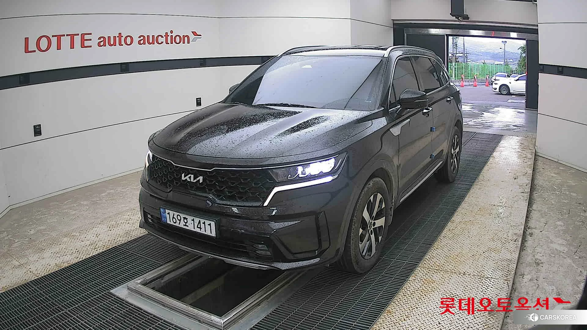 Kia Sorento 2022 Essence Brown из Кореи