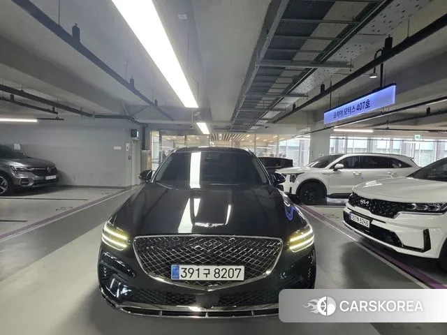 Genesis GV70 2021 Черный из Кореи