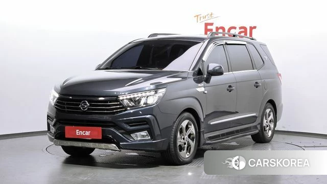 Ssangyong Korando Turismo 2018 Синий из Кореи