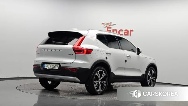 Volvo XC40 2021 Белый из Кореи