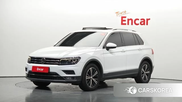 Volkswagen Tiguan second Generation 2020 Белый из Кореи