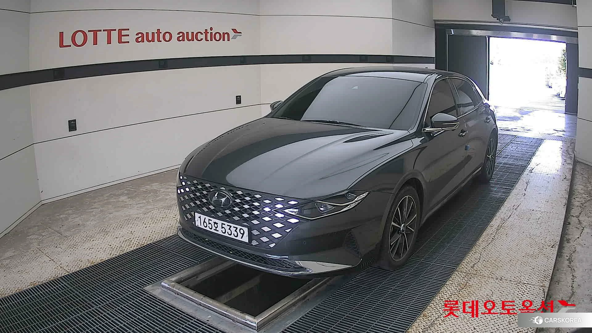 Hyundai Grandeur 2022 Nocturne Grey Metallic из Кореи
