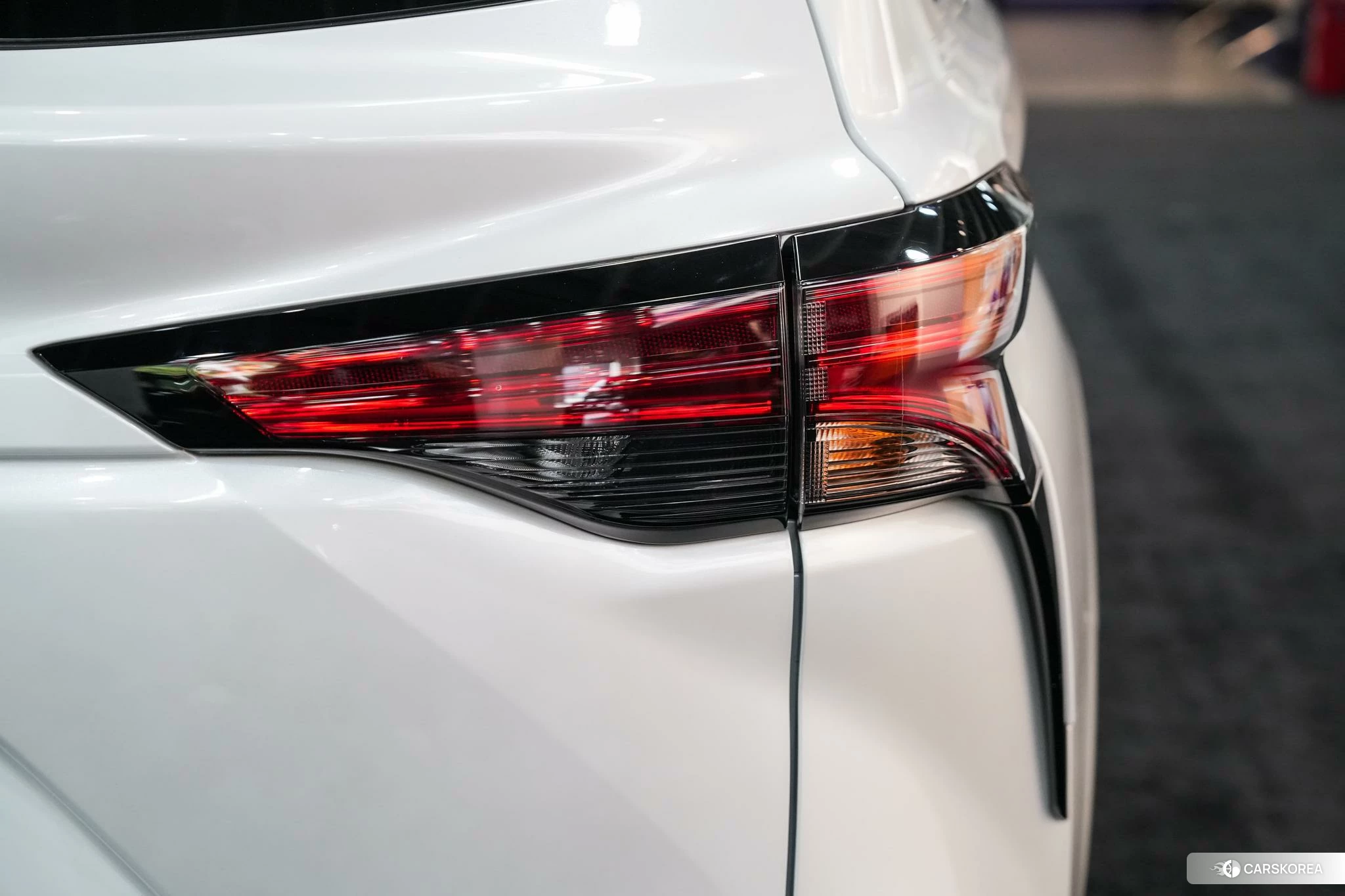 Toyota Saina 2024 Белый из Китая