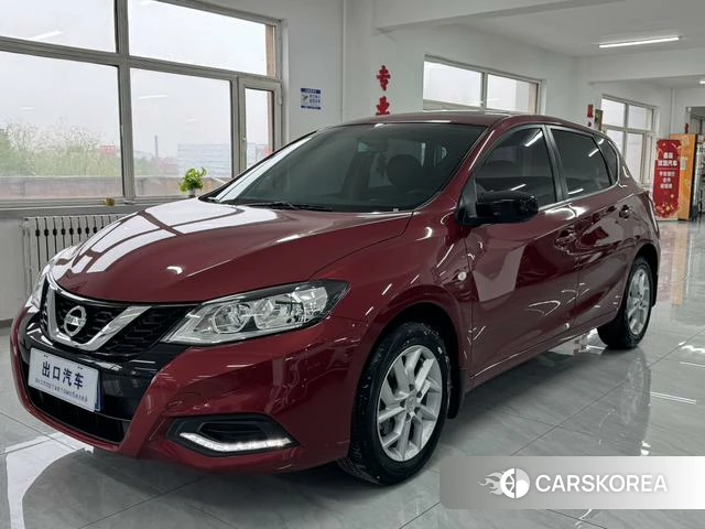 Nissan TIIDA 2022 Красный из Китая