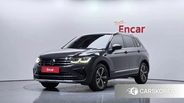 Volkswagen Tiguan second Generation 2021 Серый из Кореи