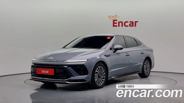 Hyundai Sonata D Edge Hybrid (DN8) 2023 Светло-серебряный цвет из Кореи