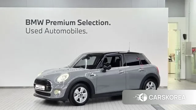 Mini Cooper 2018 Серебристо-серый из Кореи