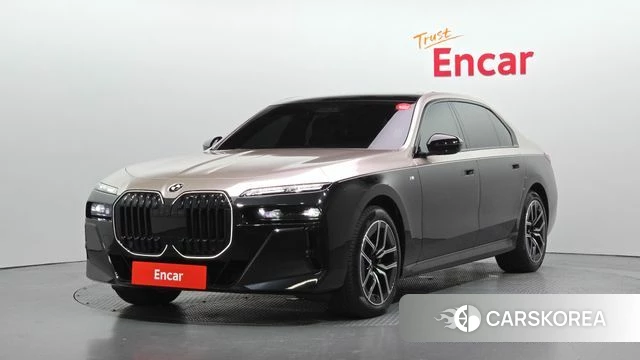 BMW 7 Series (G70) 2022 Черный из Кореи