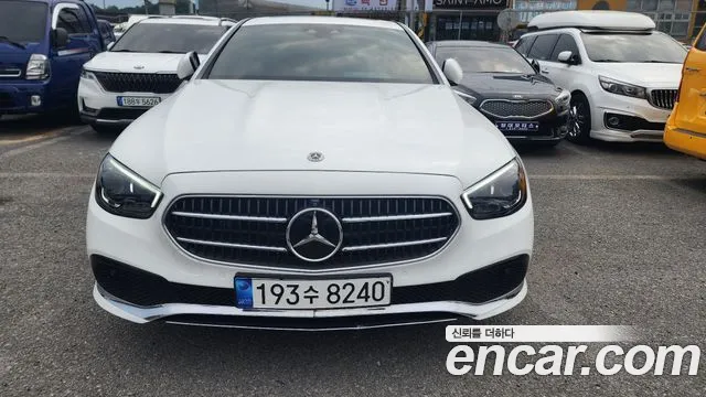 Mercedes-Benz E-Class W213 2022 Белый из Кореи