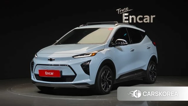 Chevrolet (GM Daewoo) Bolt EUV 2023 Светло-серебряный цвет из Кореи
