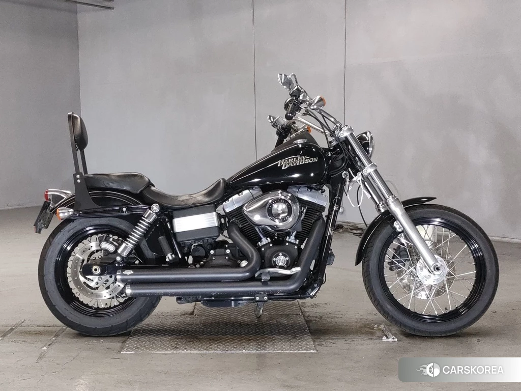 Проданный Harley-Davidson Dyna Street Bob FXDB1580 2011 из Японии