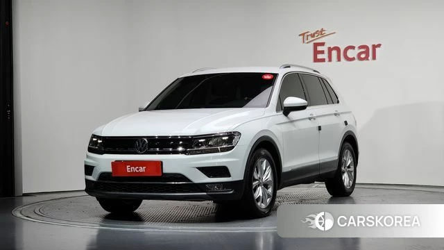 Volkswagen Tiguan second Generation 2020 Белый из Кореи