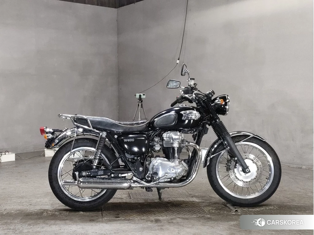 Проданный Kawasaki W400 2011 из Японии