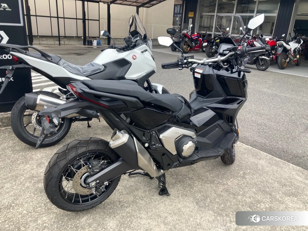 Проданный Honda X-ADV 750 2021 из Японии