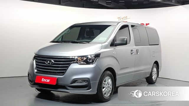 Hyundai The New Grand Starex 2019 Серебристо-серый из Кореи