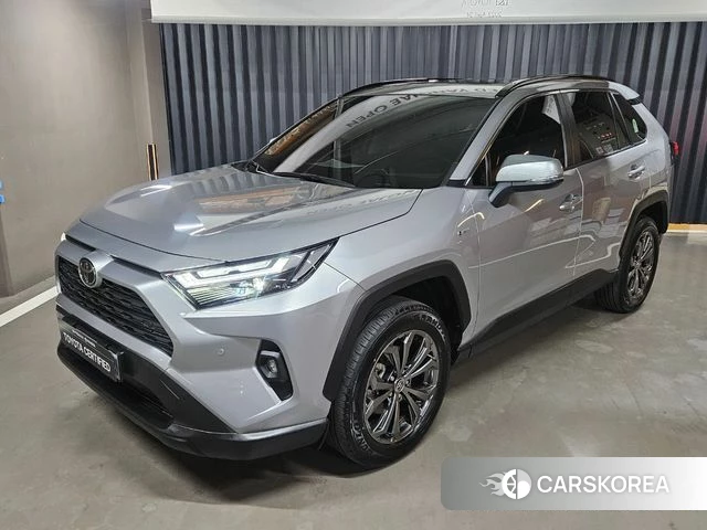 Toyota RAV4 5th Generation 2025 Серебряный из Кореи