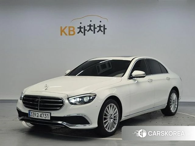 Mercedes-Benz E-Class W213 2023 Белый из Кореи