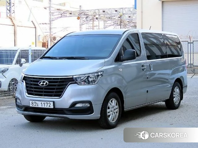 Hyundai The New Grand Starex 2019 Серебристо-серый из Кореи
