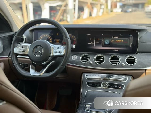 Mercedes-Benz E-class 2019 Черный из Китая