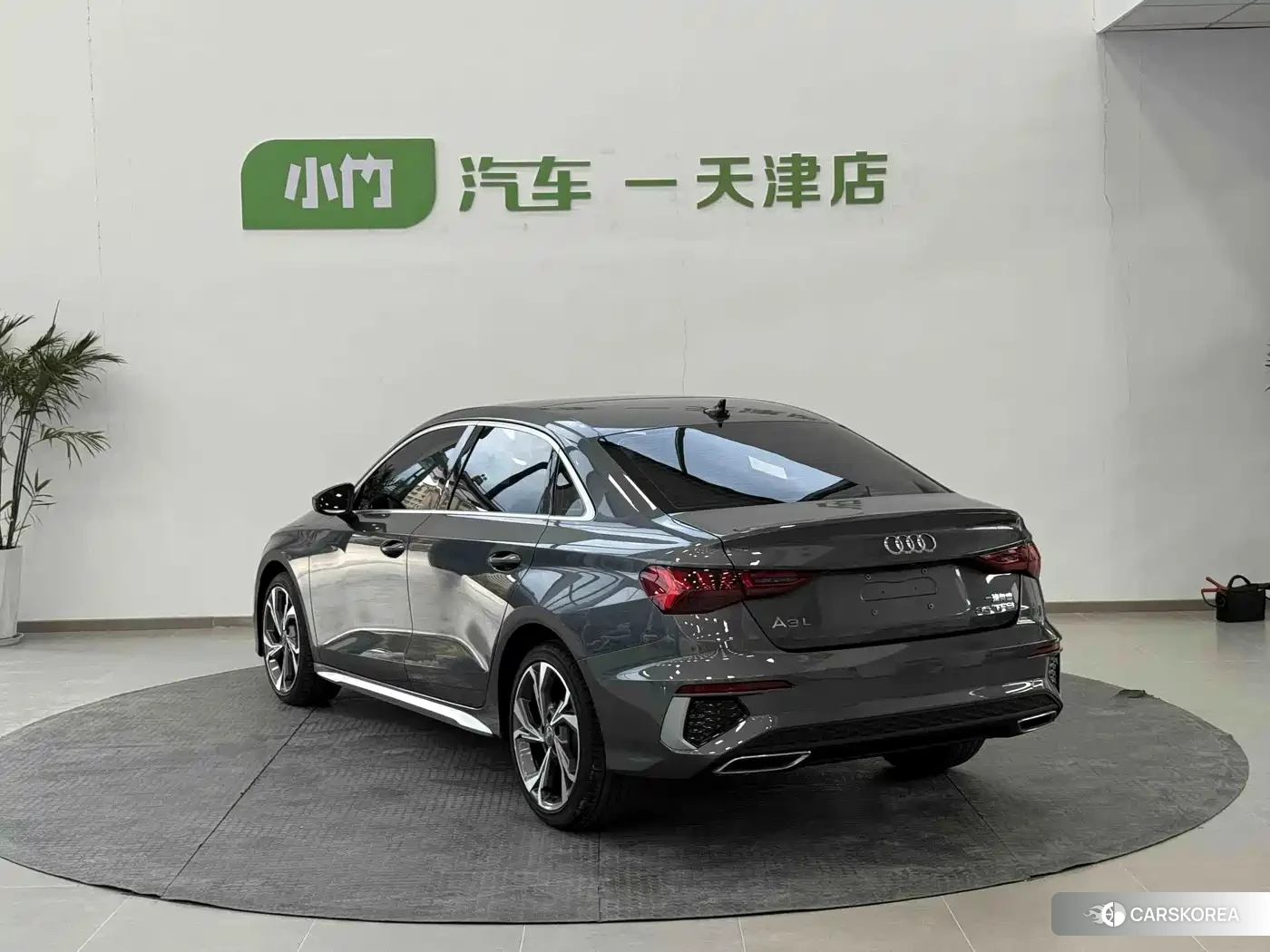 Audi A3 2022 Silver/gray из Китая