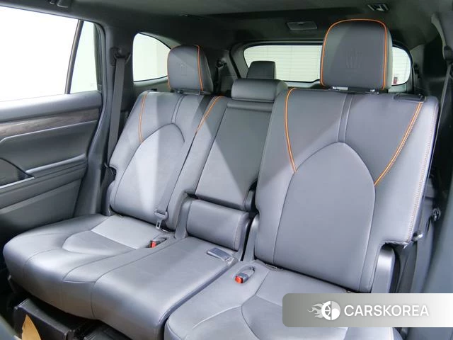 Toyota Crown Lufang 2025 Черный из Китая