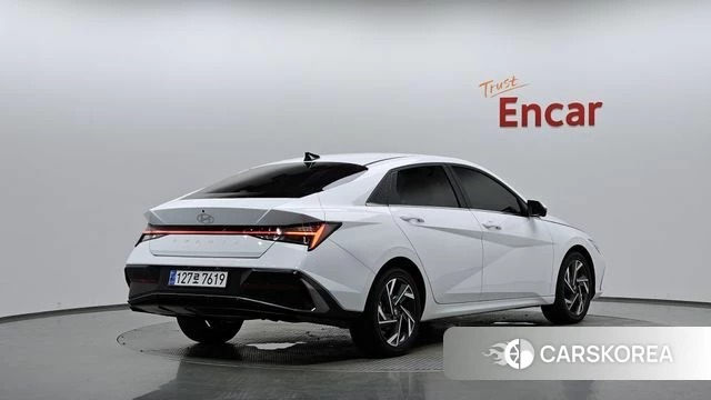 Hyundai The New Avante (CN7) 2024 Белый из Кореи