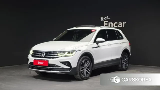 Volkswagen Tiguan second Generation 2021 Белый из Кореи