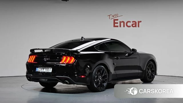 Ford Mustang 2020 Черный из Кореи