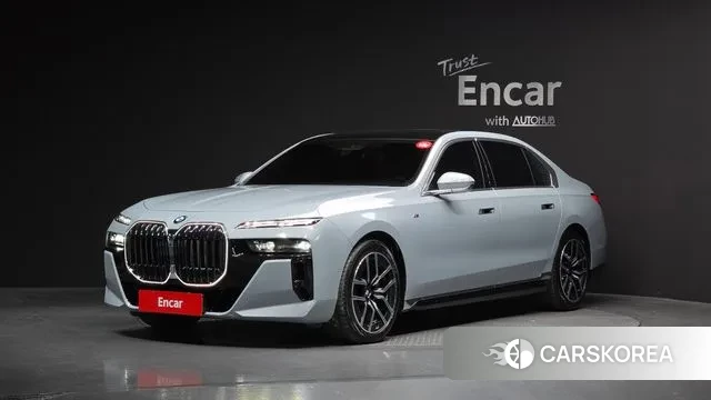 BMW 7 Series (G70) 2024 Серый из Кореи