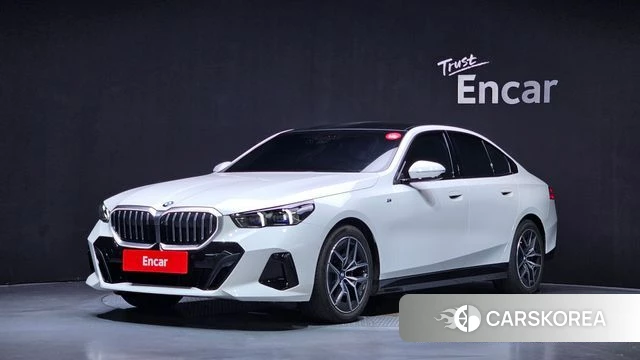 BMW 5 Series (G60) 2025 Белый из Кореи