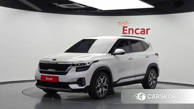 Kia Seltos 2020 Белый из Кореи