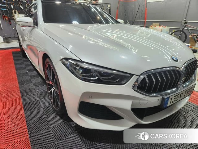 BMW 8 Series (G15) 2021 Белый из Кореи