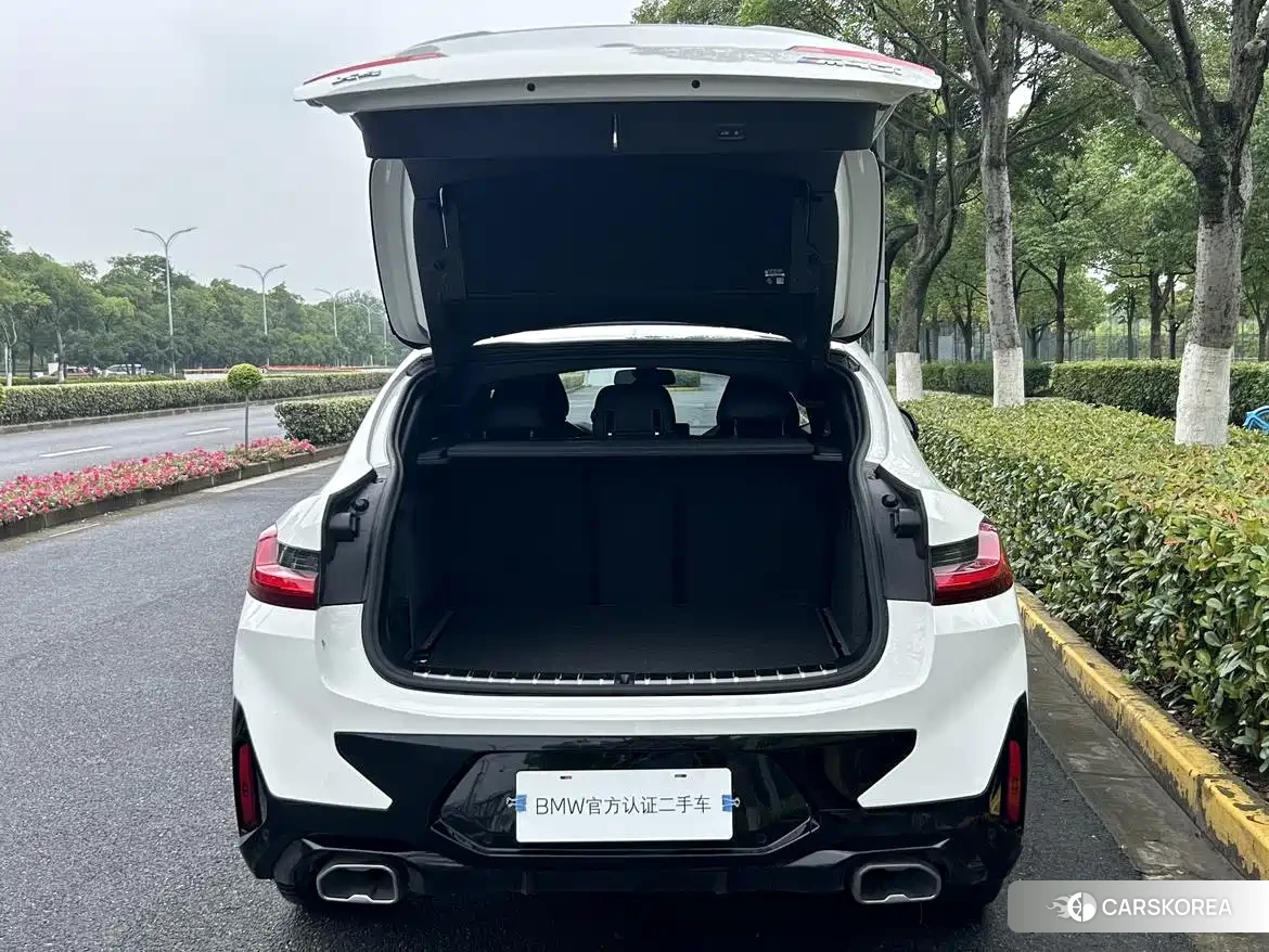 BMW X4 M40i 2025 Белый из Китая