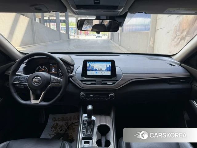 Nissan Teana 2022 Серебристо-серый из Китая