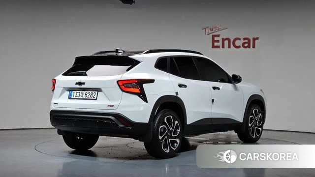 Chevrolet (GM Daewoo) Trax Crossover 2024 Белый из Кореи
