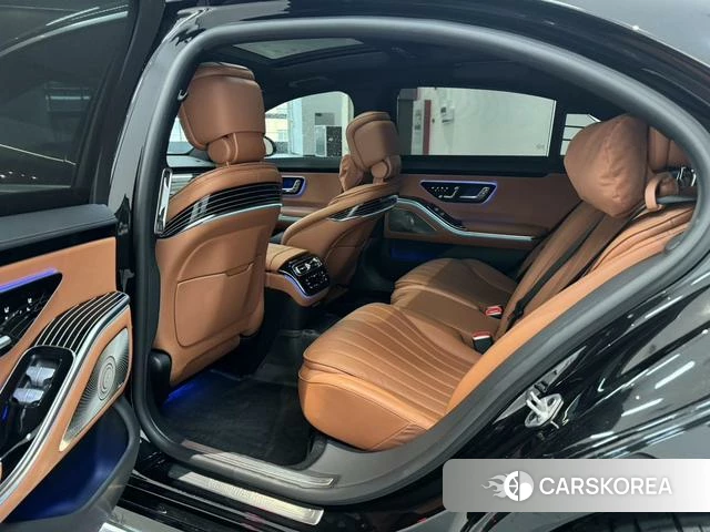 Mercedes-Benz S-class 2023 Черный из Китая