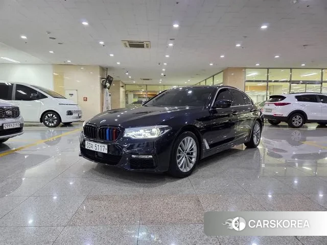 BMW 5 Series (G30) 2018 Синий из Кореи