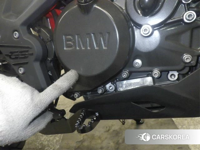 Engine photo