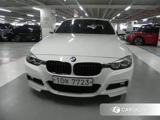 BMW 3 Series (F30) 2018 Белый из Кореи