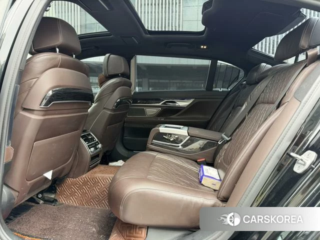 BMW 7 series 2021 Черный из Китая