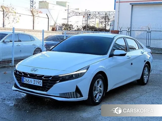 Hyundai Avante (CN7) 2022 Белый из Кореи