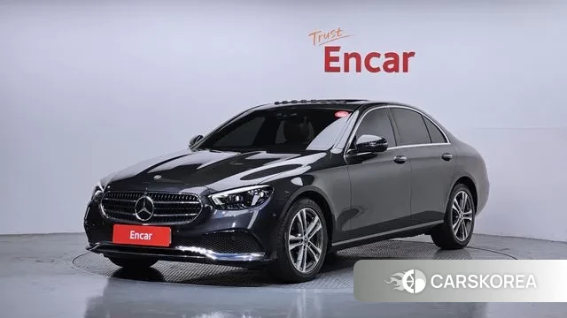 Mercedes-Benz E-Class W213 2021 Серый из Кореи