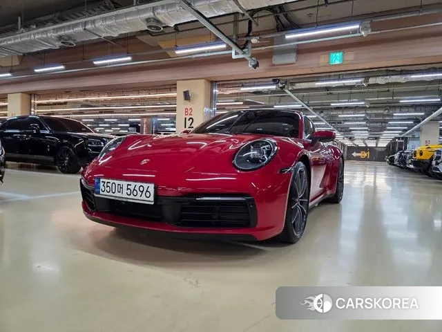 Porsche 911(992) 2021 Красный из Кореи