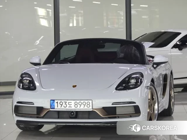 Porsche 718 Boxster 2022 Белый из Кореи