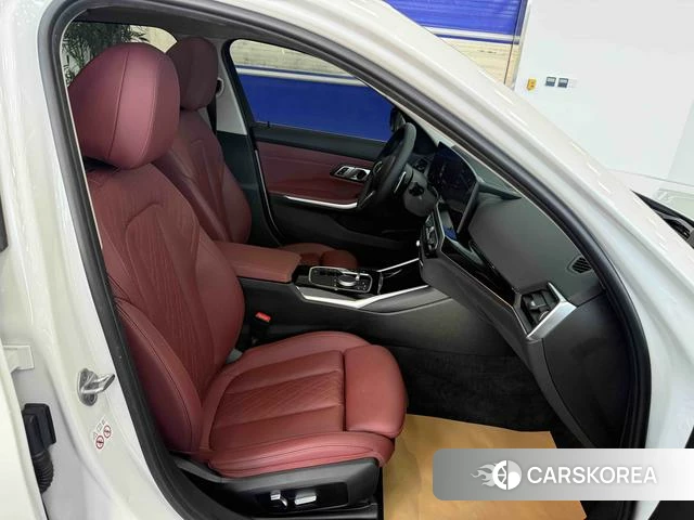BMW 3 series 2023 Белый из Китая