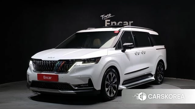 Kia Carnival 4th generation 2023 Белый из Кореи