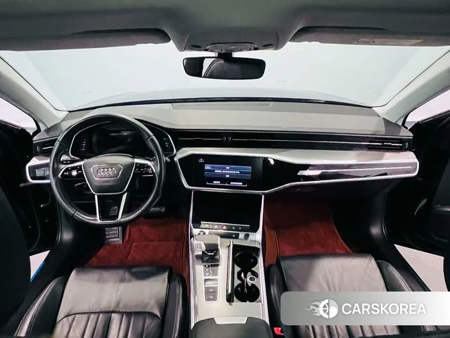 Audi A6L 2022 Черный из Китая