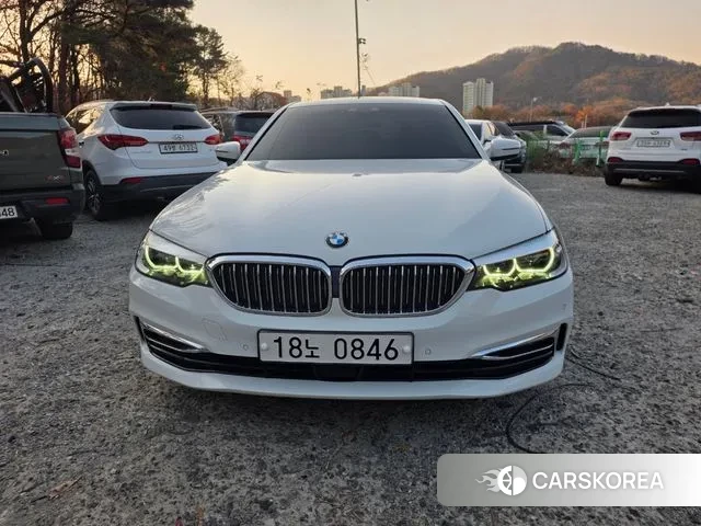 BMW 5 Series (G30) 2019 Белый из Кореи
