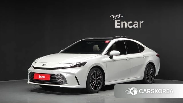 Toyota Camry (XV80) 2026 Белый из Кореи